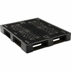 Global Industrial™ Rackable & Stackable Pallet, HDPE, 4-Way, 48"x40", 30000 Lb Stat Cap, Black